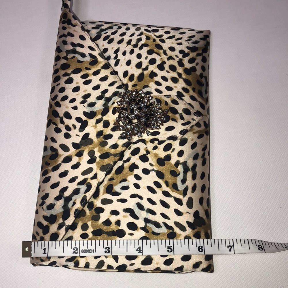 Wilbur & Gussie Leopard Print Clutch - image 7